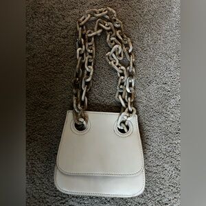 Elegant White Chain Strap Studio 33 Women's Bag